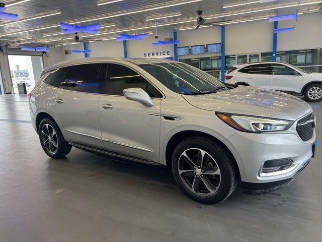 2020 Buick Enclave Essence's photo