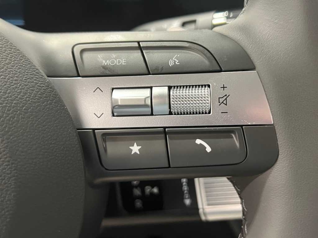 2024 Hyundai Sonata Hybrid SEL photo 32