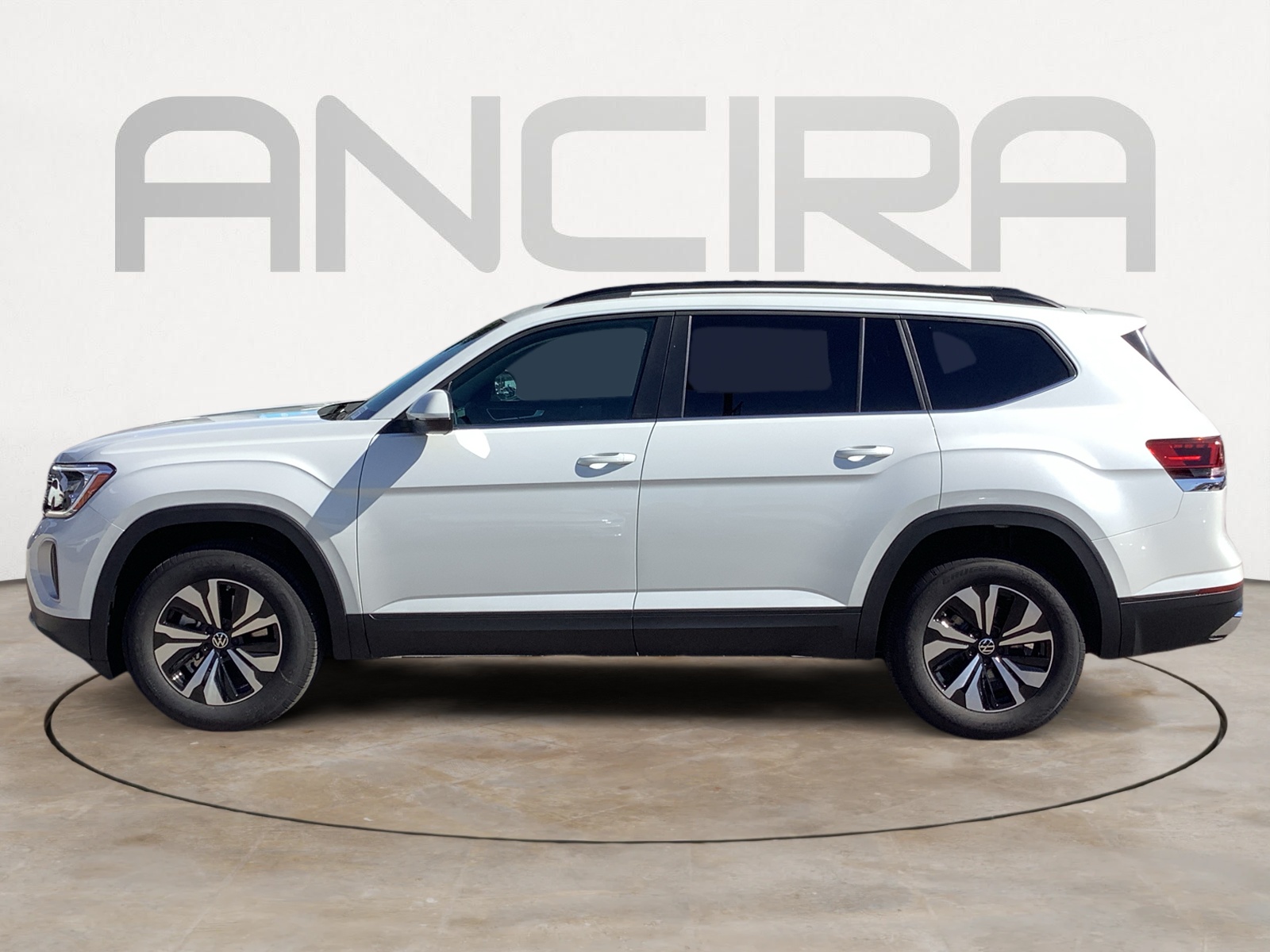 2026 Volkswagen Atlas SE photo 3