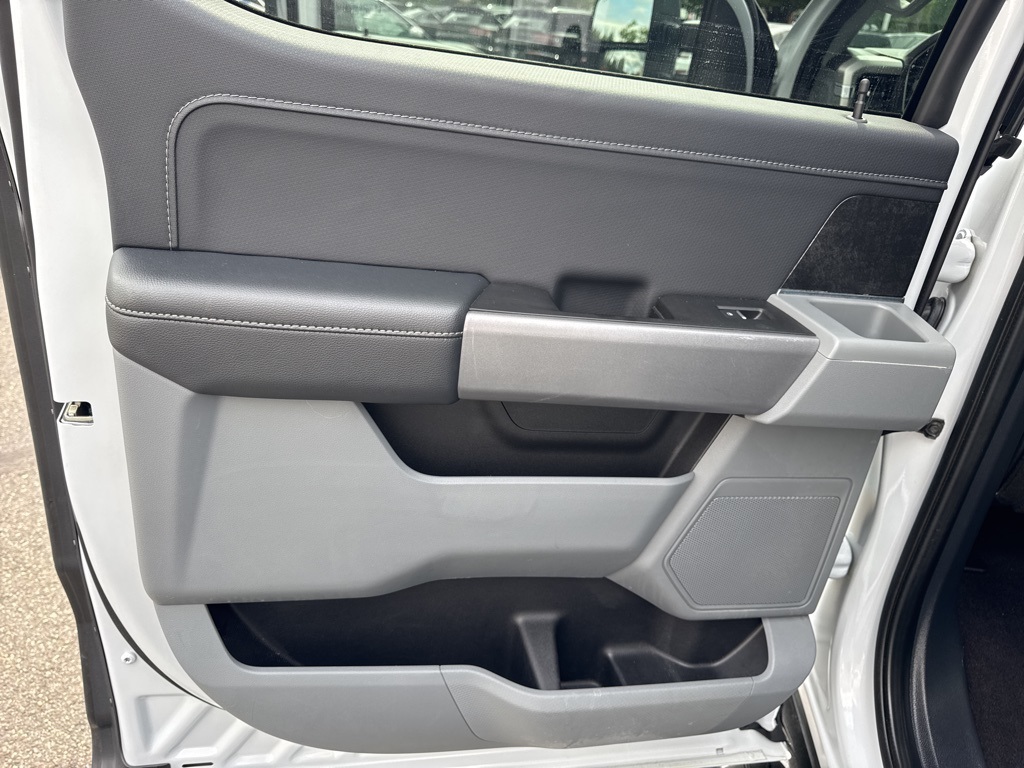 2022 Ford F-150 XLT photo 32
