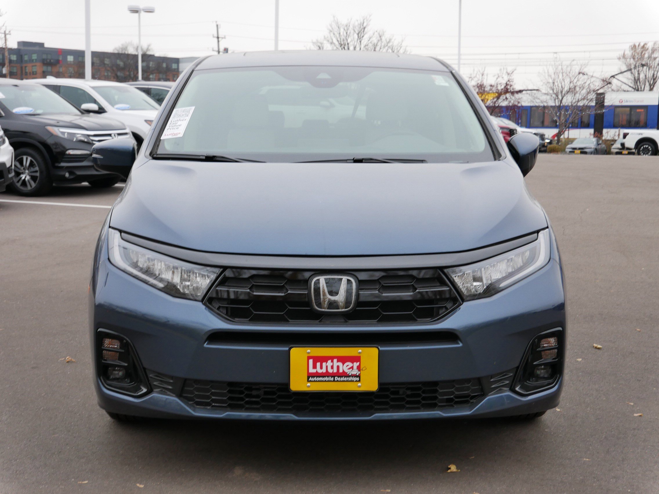 2026 Honda Odyssey Elite photo 2