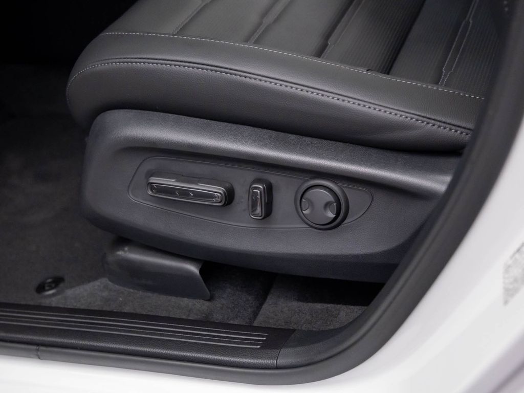 2026 Honda CR-V EX-L photo 14