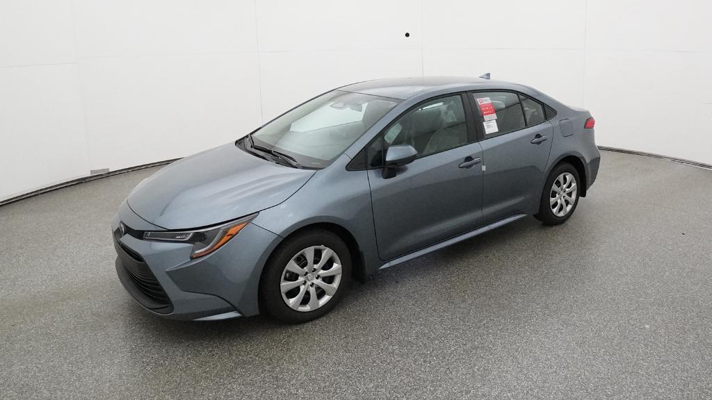 2026 Toyota Corolla LE's photo