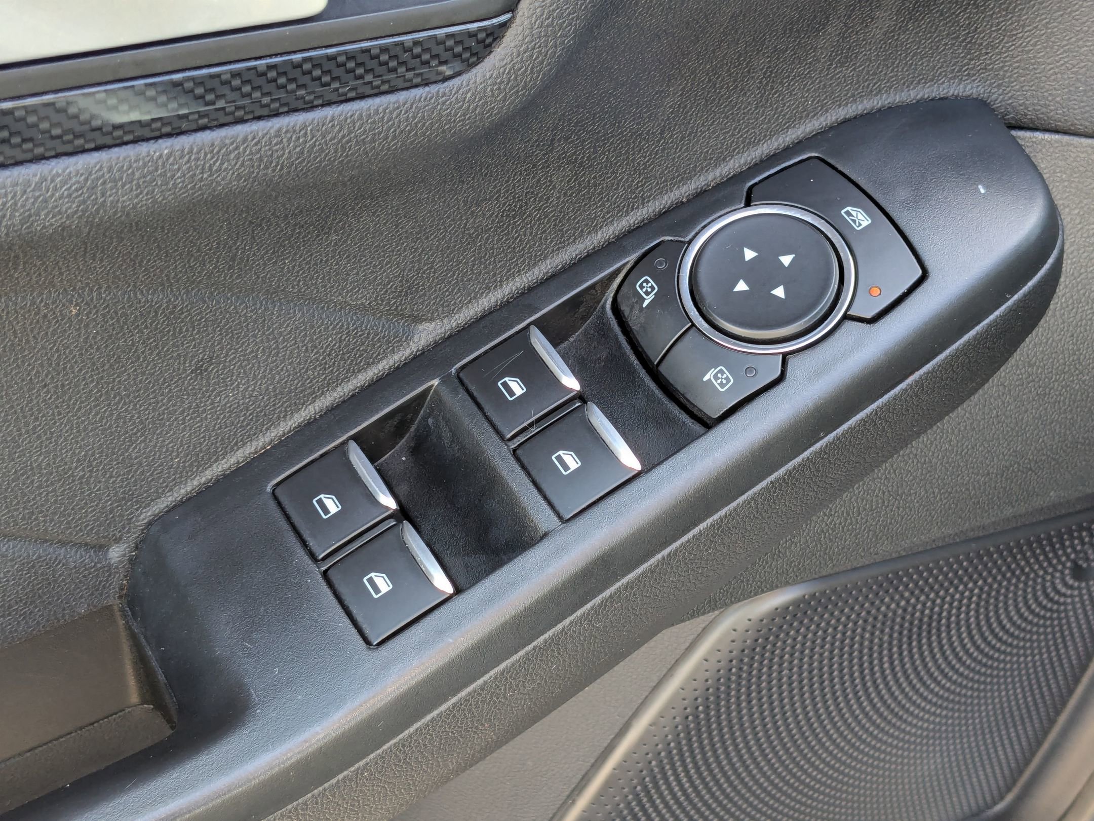 2023 Ford Escape ST-Line photo 14