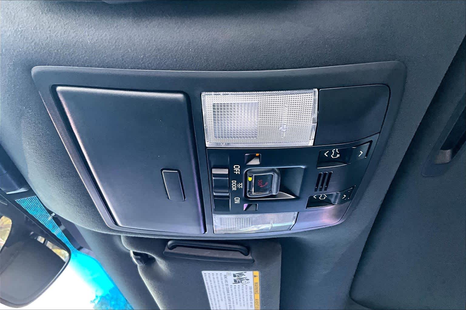 2023 Lexus GX LUXURY - Photo 31