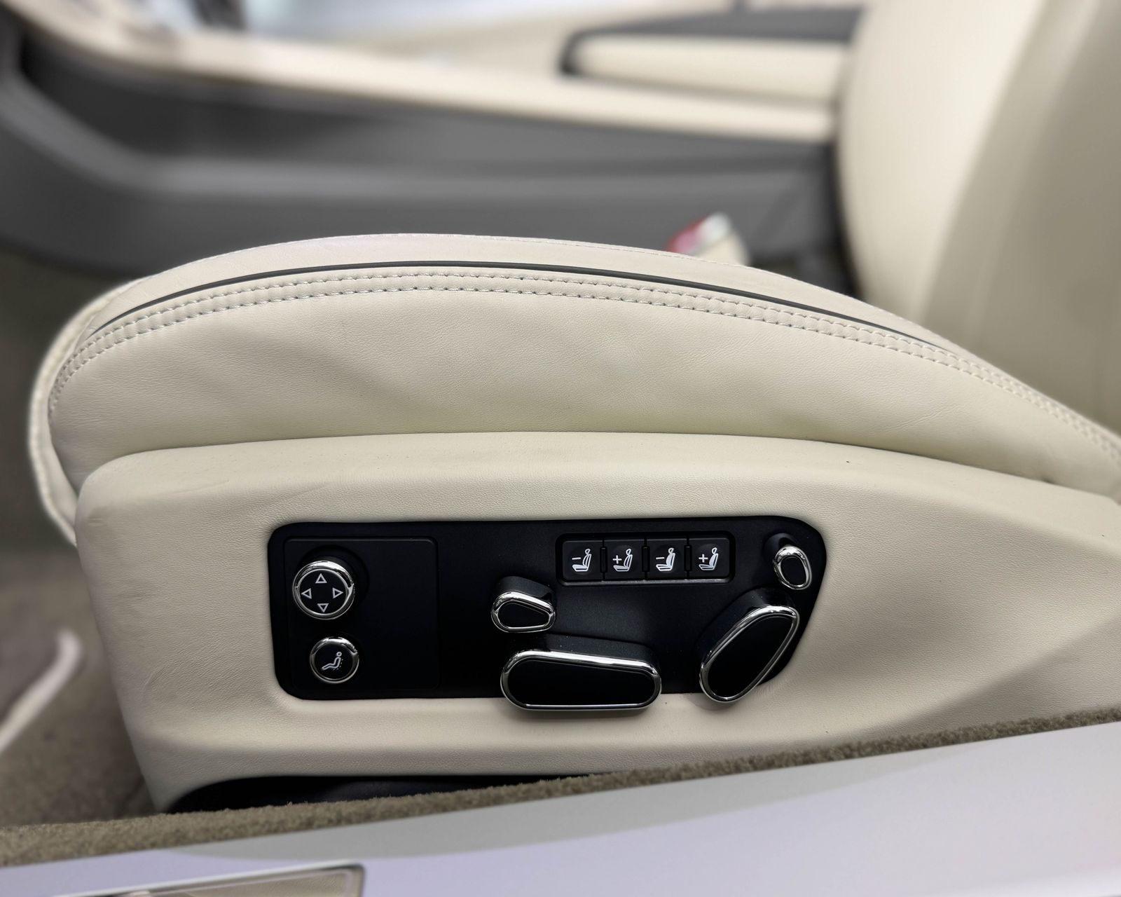 2022 Bentley Continental GTC Speed photo 15