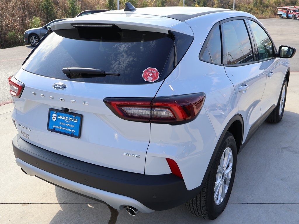 2026 Ford Escape Active photo 4