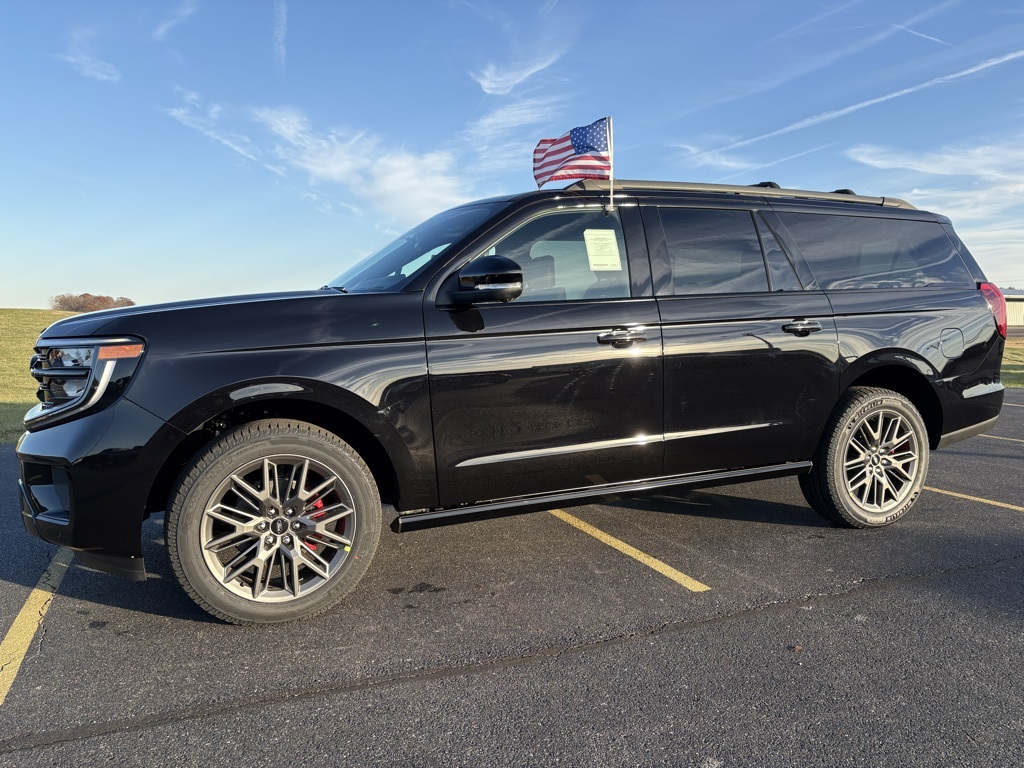 2025 Ford Expedition Platinum's photo