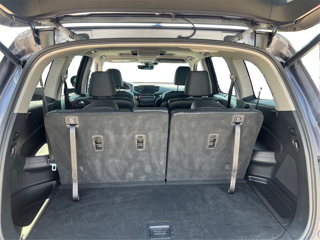 2022 Honda Pilot Touring photo 13