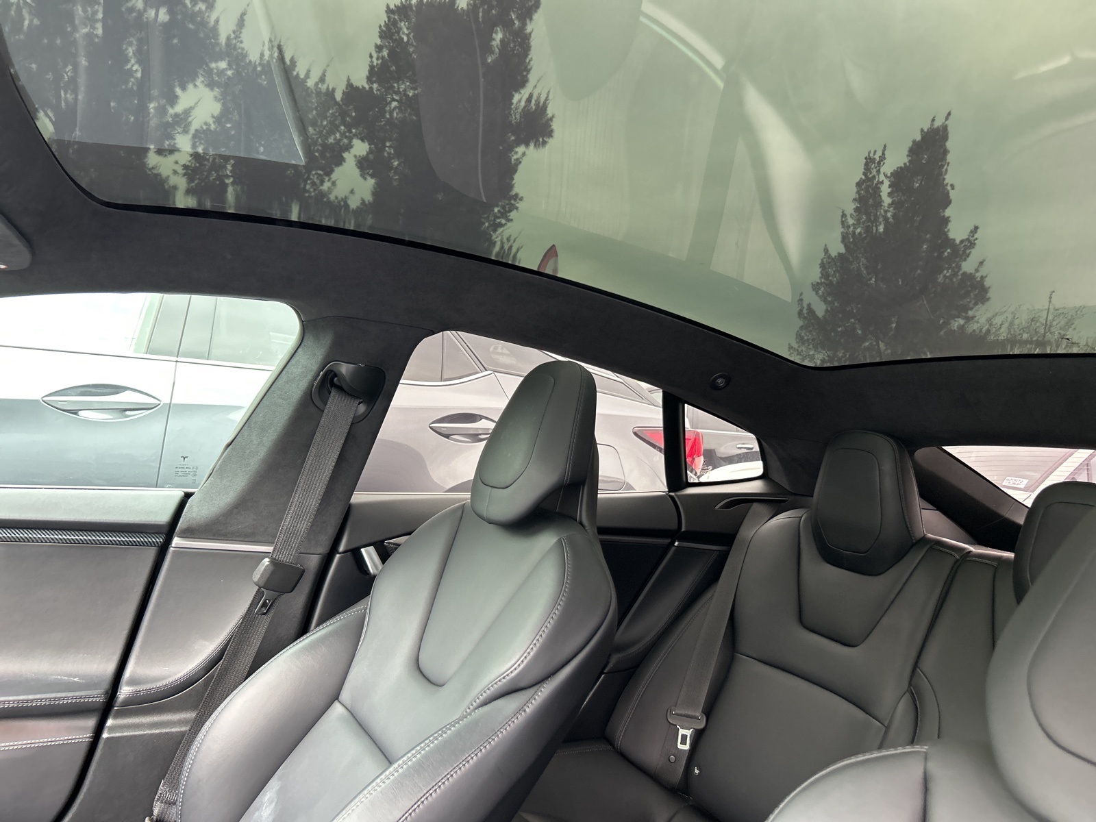 2019 Tesla Model S Performance photo 9
