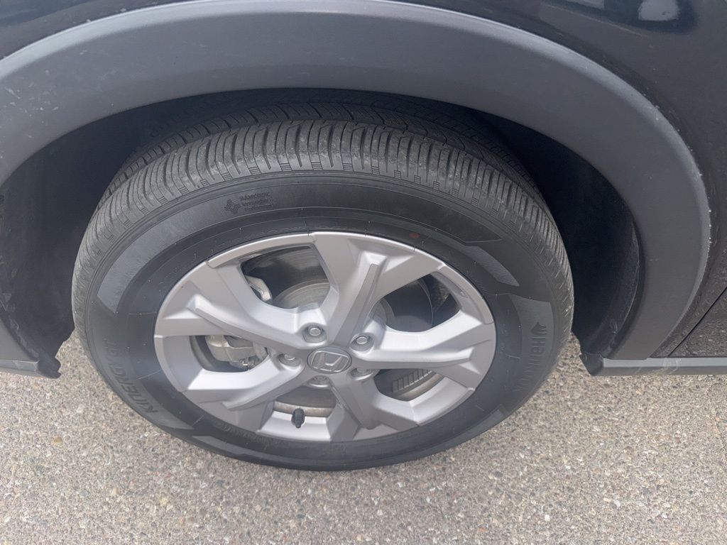 2024 Honda HR-V LX photo 9