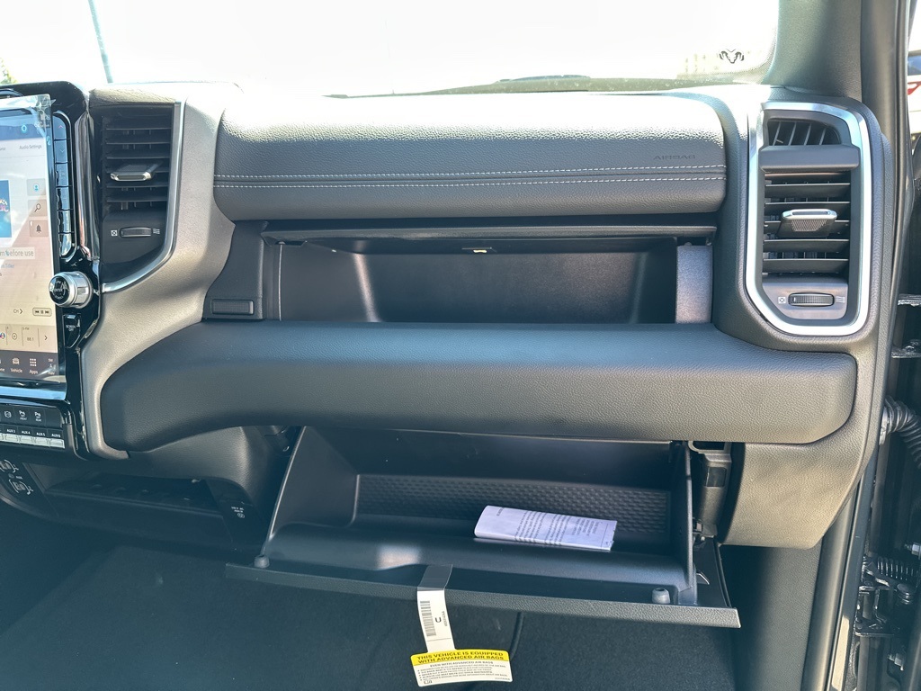 2025 Ram 2500 Laramie photo 41