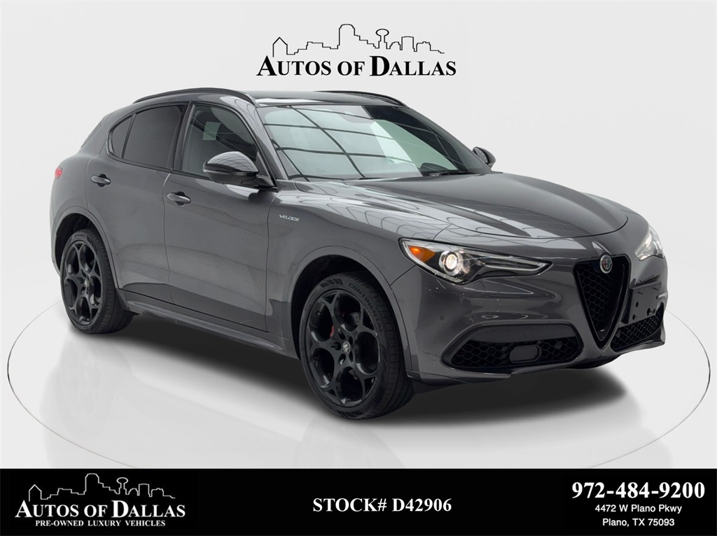 2022 Alfa Romeo Stelvio Ti Veloce's photo