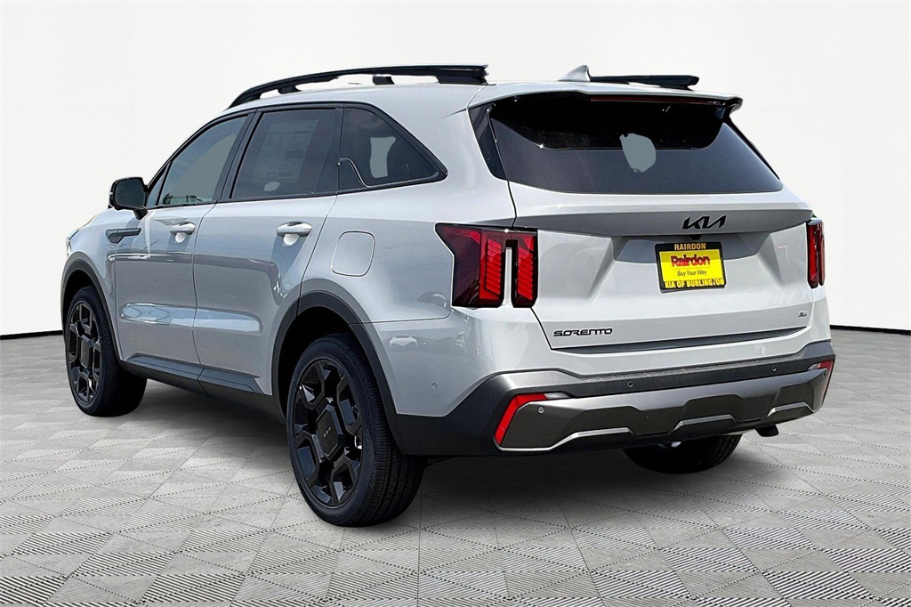 2025 Kia Sorento X-Line SX Prestige photo 3