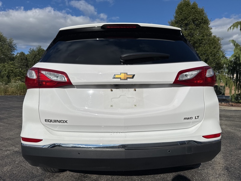 2021 Chevrolet Equinox LT photo 4