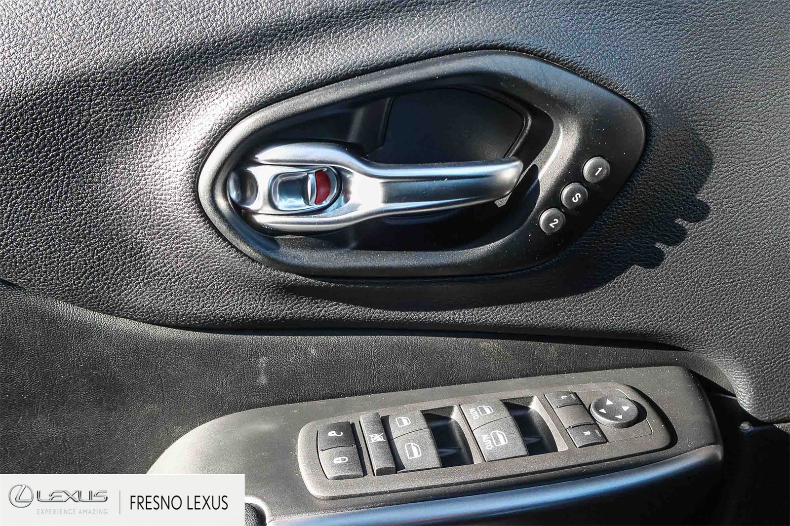 2022 Jeep Cherokee Limited photo 18