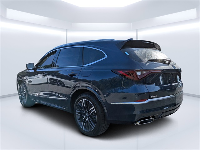 2026 Acura MDX SH-AWD Advance photo 5