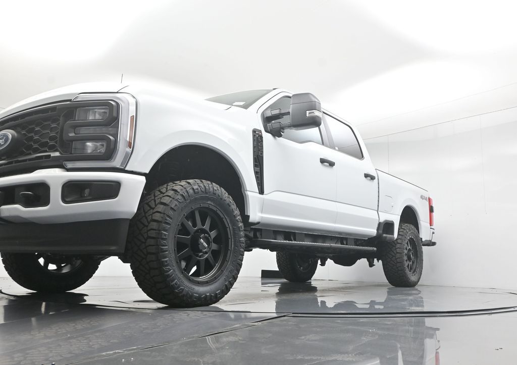 2025 Ford F-250 photo 46