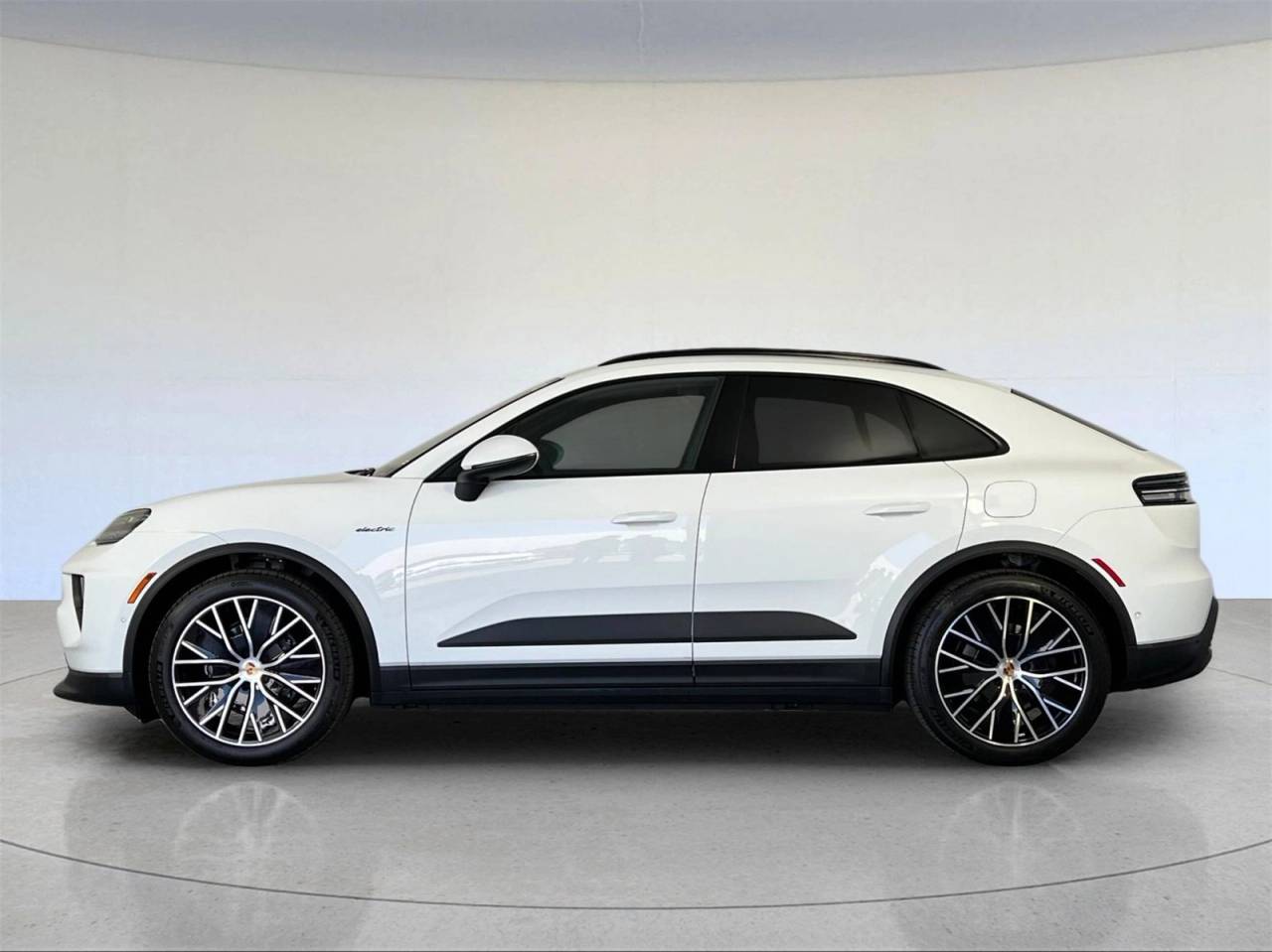 Used 2025 Porsche Macan Base with VIN WP1AD2XA4SL077051 for sale in Redwood City, CA