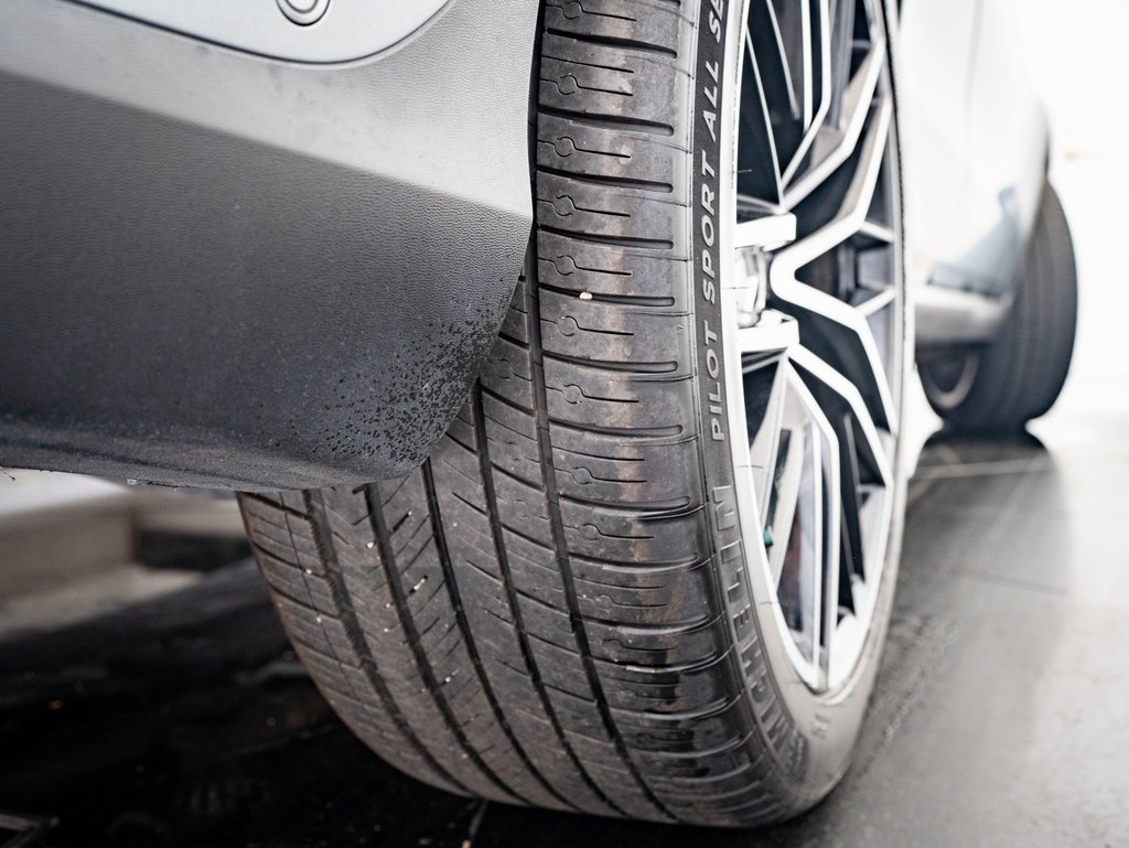 2022 Mercedes Benz GLC 43 AMG photo 39