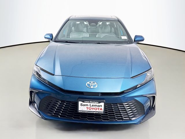 2026 Toyota Camry SE photo 2
