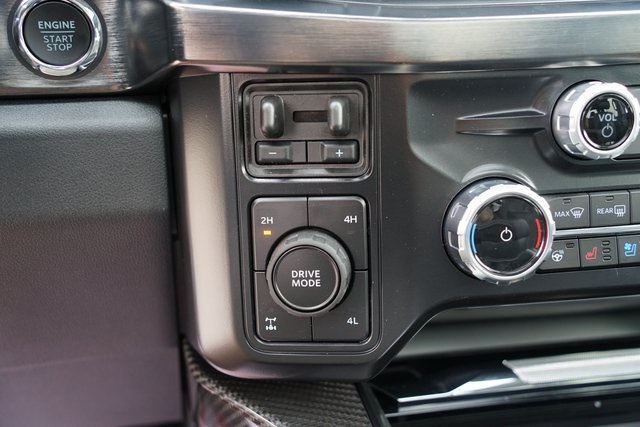 2025 FORD F-250 - Image 47