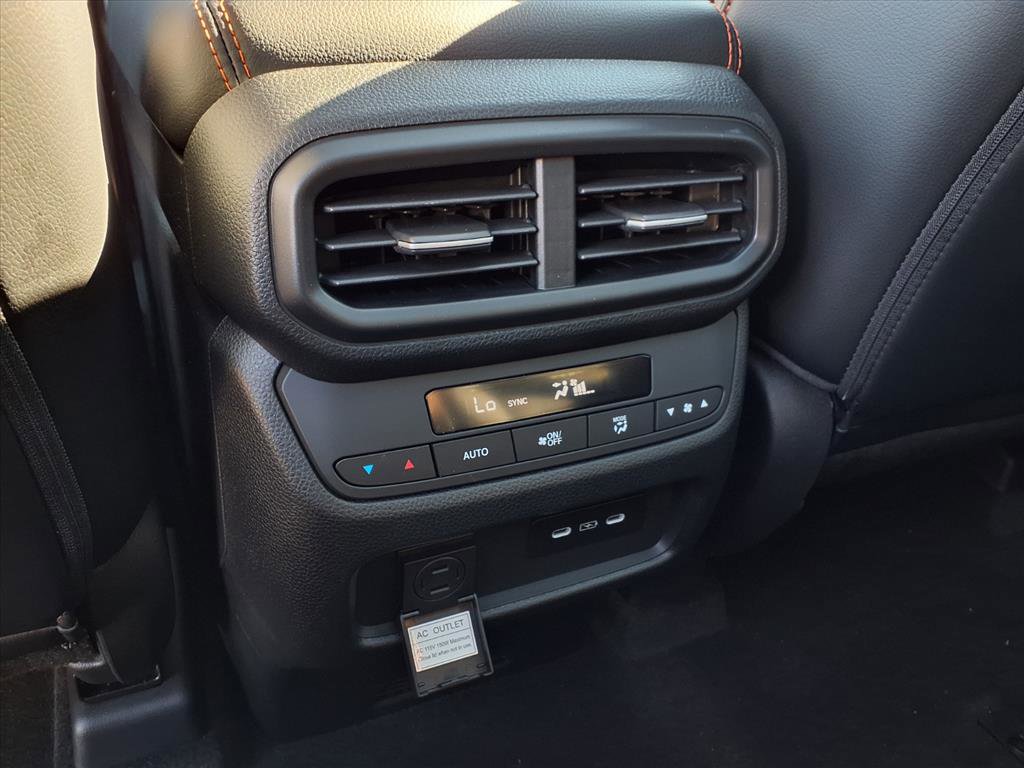 2025 Honda Pilot TrailSport photo 6
