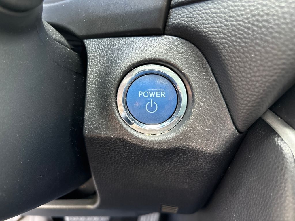 2022 Toyota RAV4 Hybrid XSE photo 29