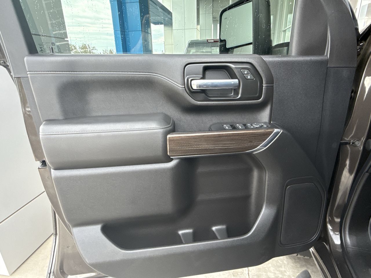 2020 Chevrolet Silverado 2500HD LT photo 12