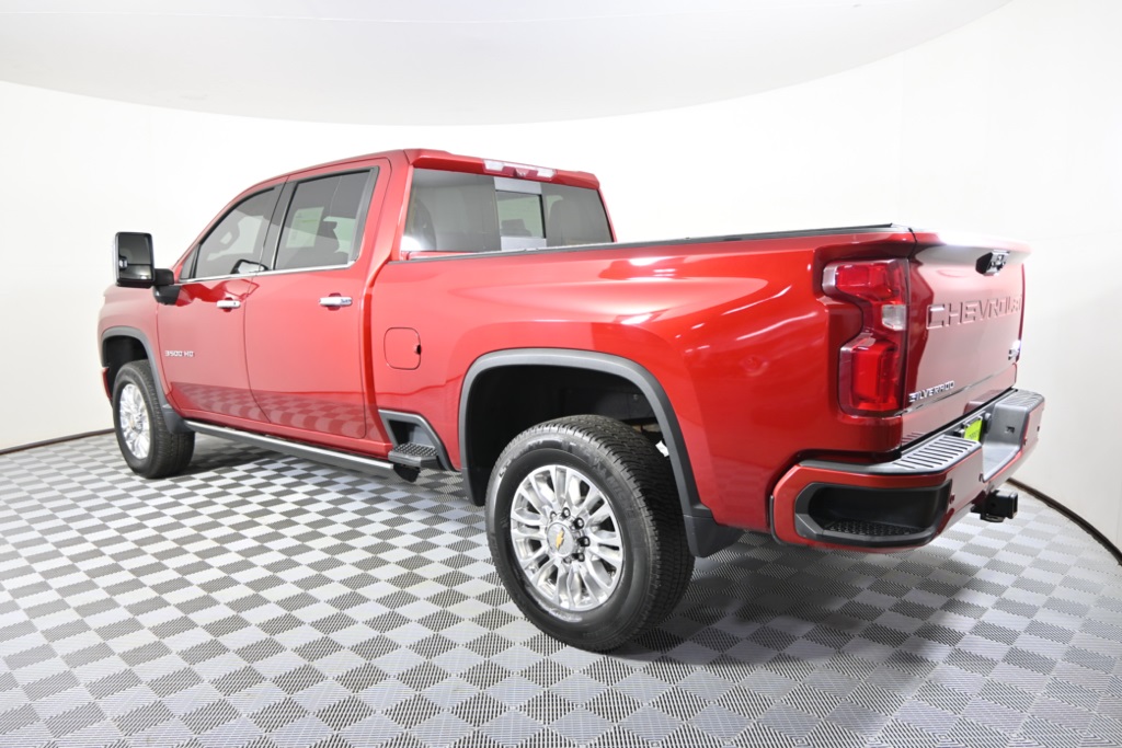 2022 Chevrolet Silverado 3500HD High Country photo 4