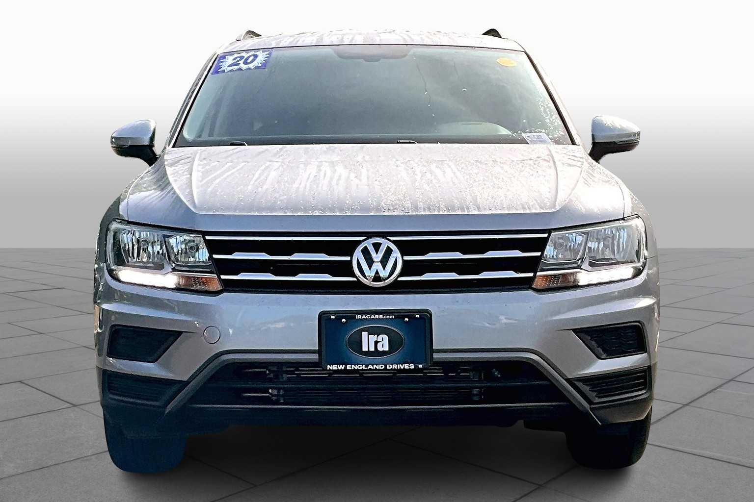 2020 Volkswagen Tiguan SE photo 3