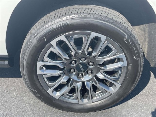 2023 Gmc Yukon XL Denali Ultimate photo 9