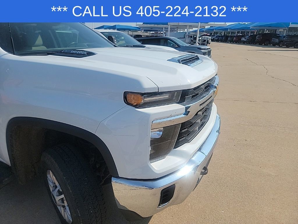 2024 Chevrolet Silverado 2500HD LT photo 32