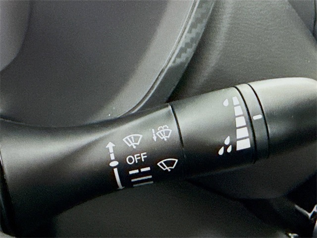 2025 Nissan Sentra S photo 13