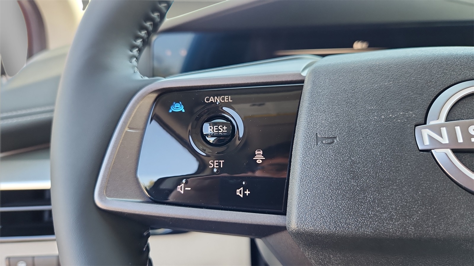 2025 Nissan Murano SL photo 25