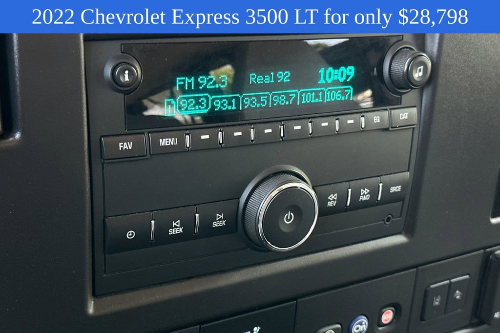 2022 Chevrolet Express Passenger 3500 photo 15