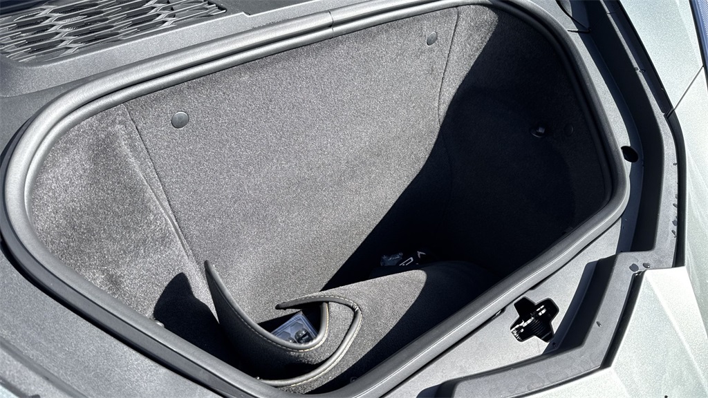 2023 Chevrolet Corvette Stingray 2LT photo 35