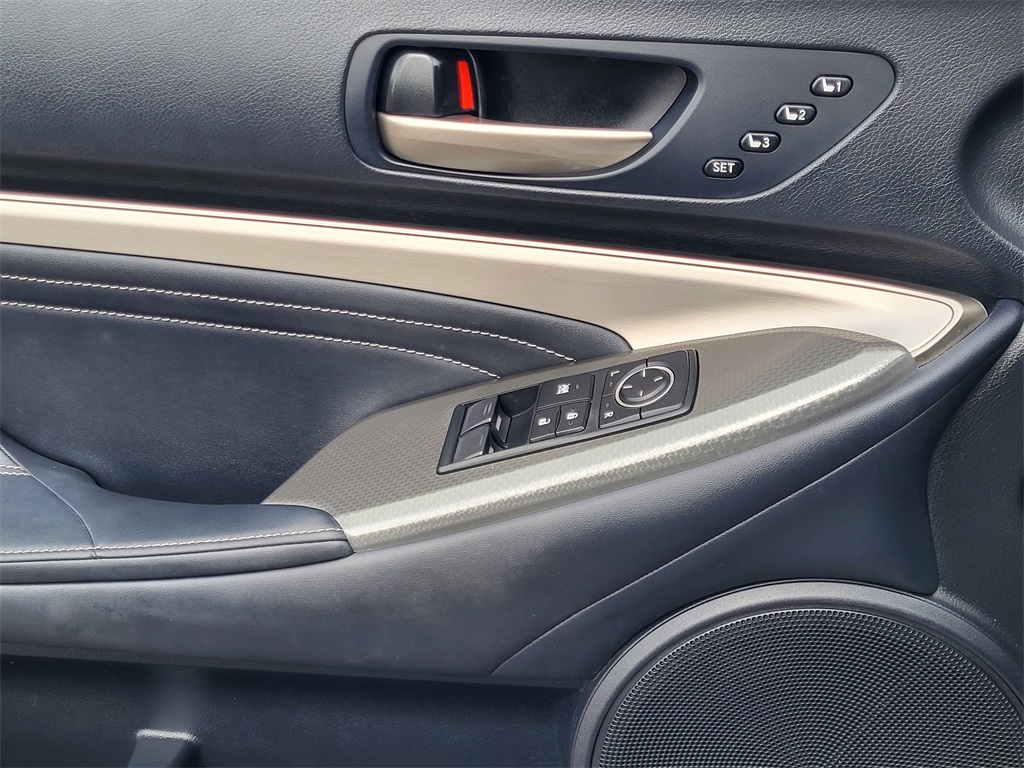 2018 Lexus RC 300 photo 10