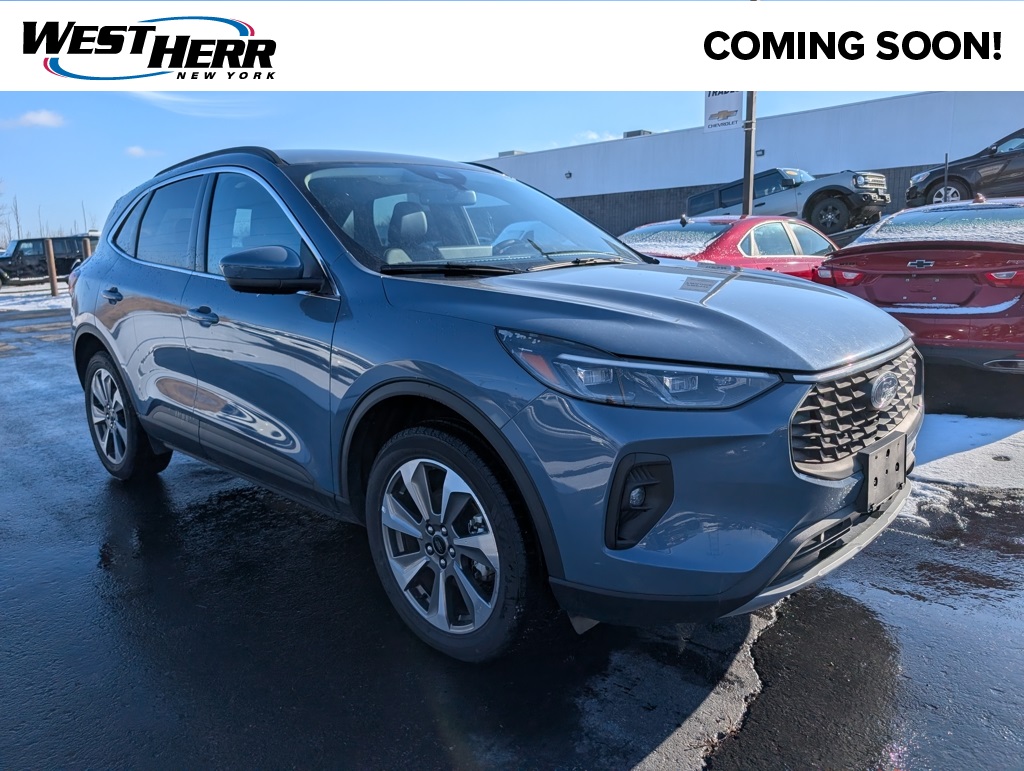 2025 Ford Escape Platinum's photo