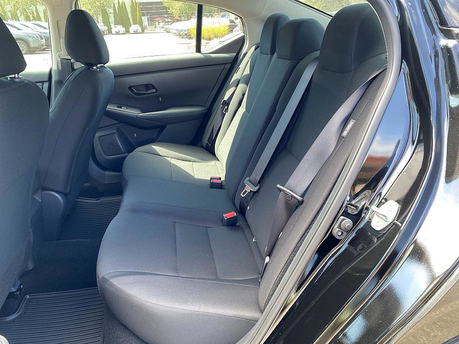 2025 Nissan Sentra S photo 16