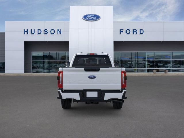 2025 Ford F-350 XL photo 5