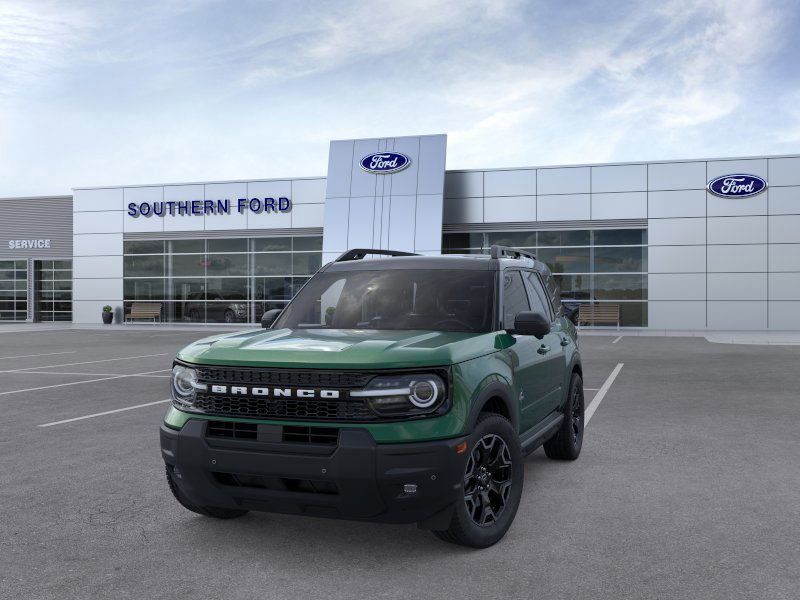 2025 Ford Bronco Sport Outer Banks photo 2