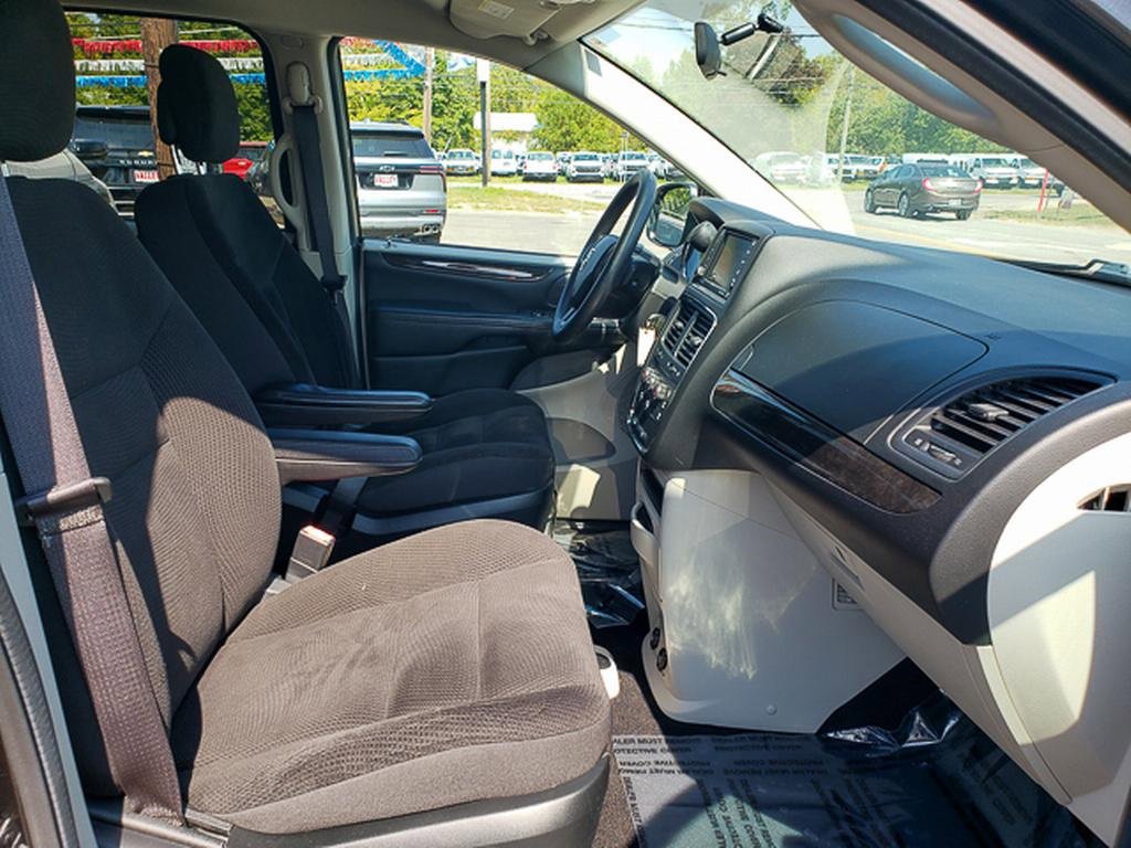 2018 Dodge Grand Caravan SE photo 25