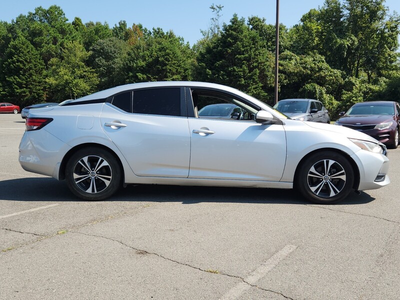 2021 Nissan Sentra SV photo 2