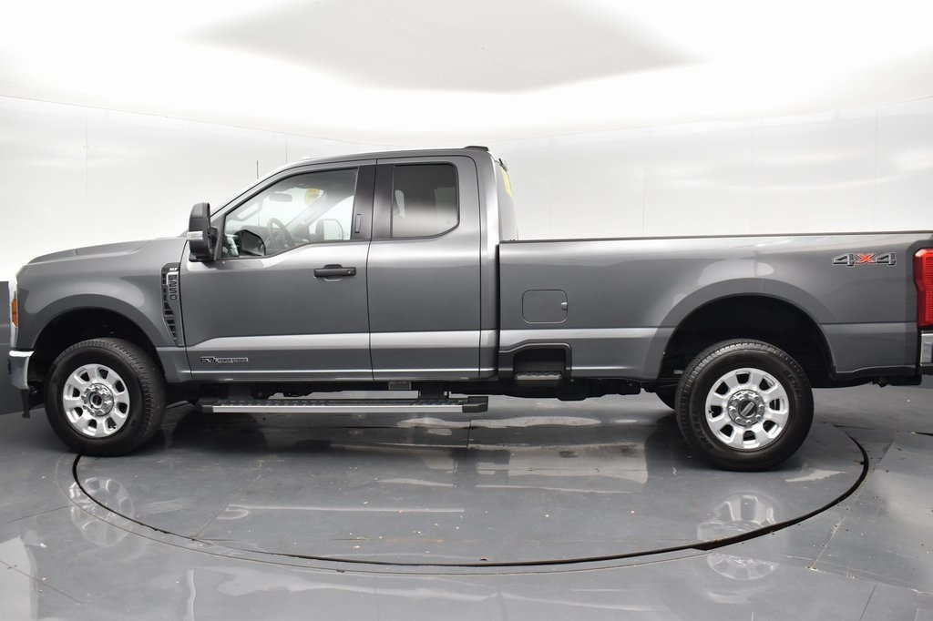 2024 Ford F-250 XLT photo 7