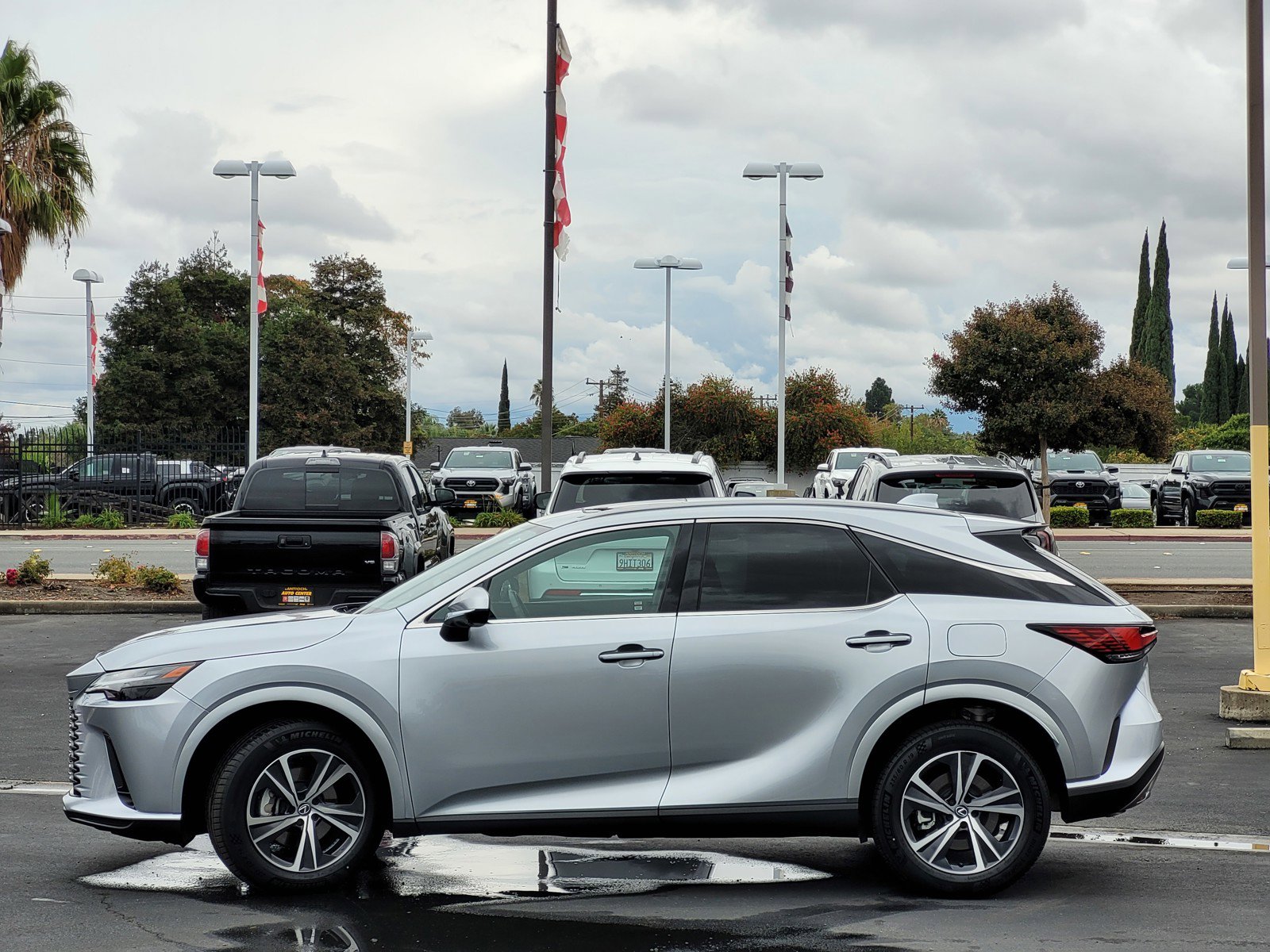 2024 Lexus RX 350 photo 3