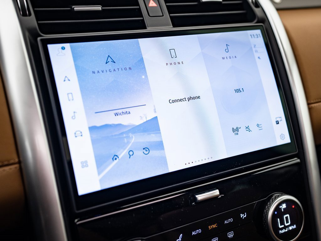2025 Land Rover Discovery Metropolitan Edition photo 21