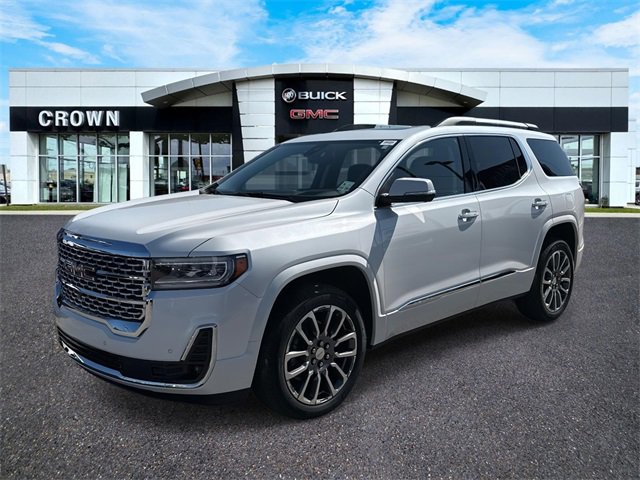 2022 GMC Acadia Denali's photo