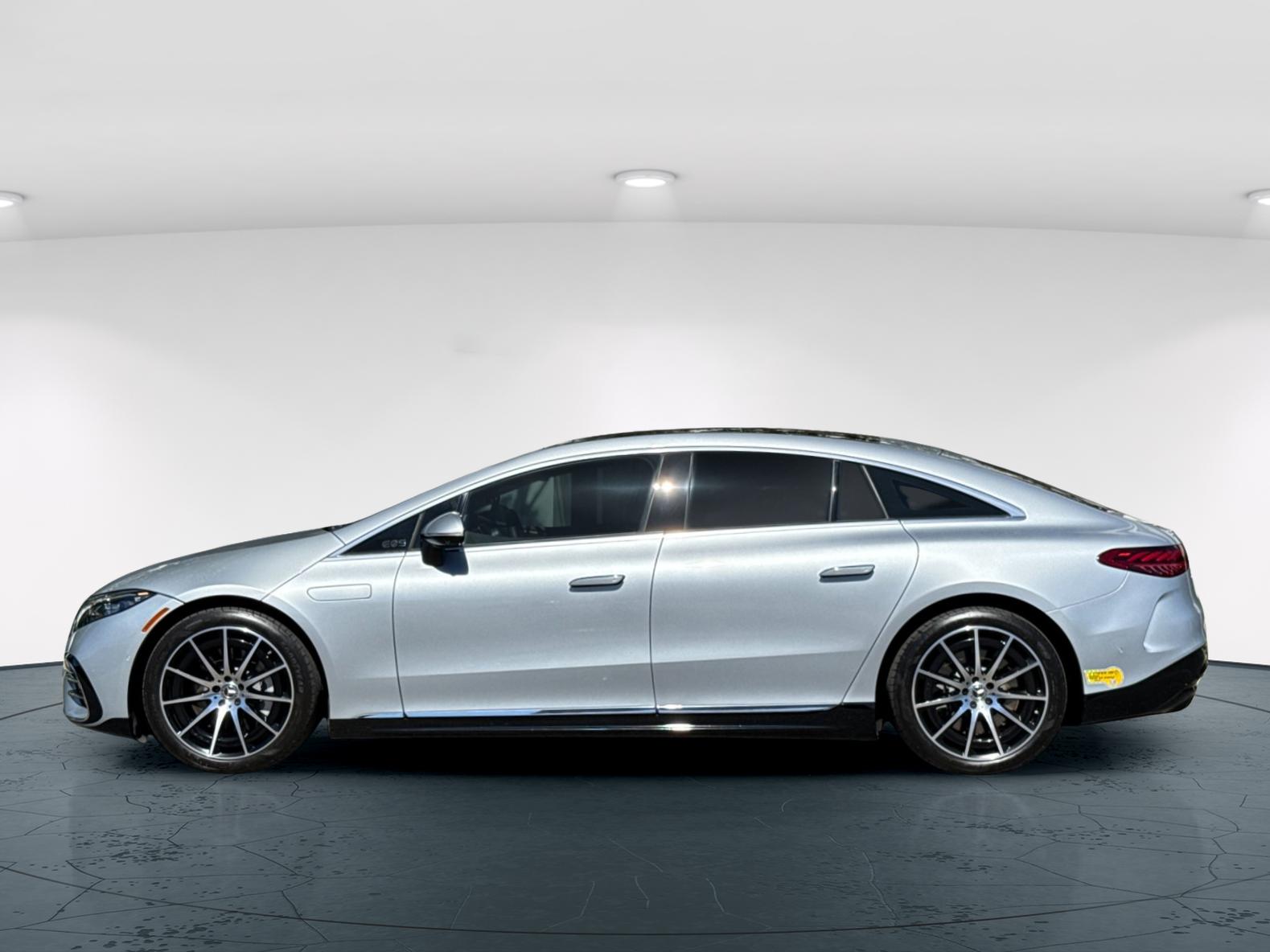 2022 Mercedes Benz EQS Sedan 450 photo 4