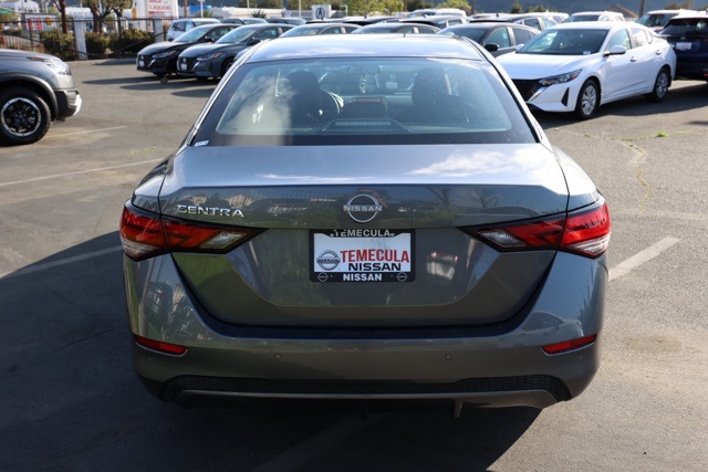 2025 Nissan Sentra S photo 3